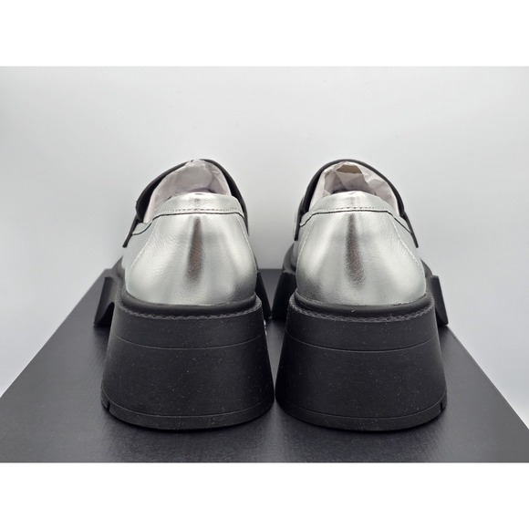 Coach Leah Metallic Leather Silver Loafers Chunky Heel SIZE 8.5 B NEW MSRP $195 main image 2